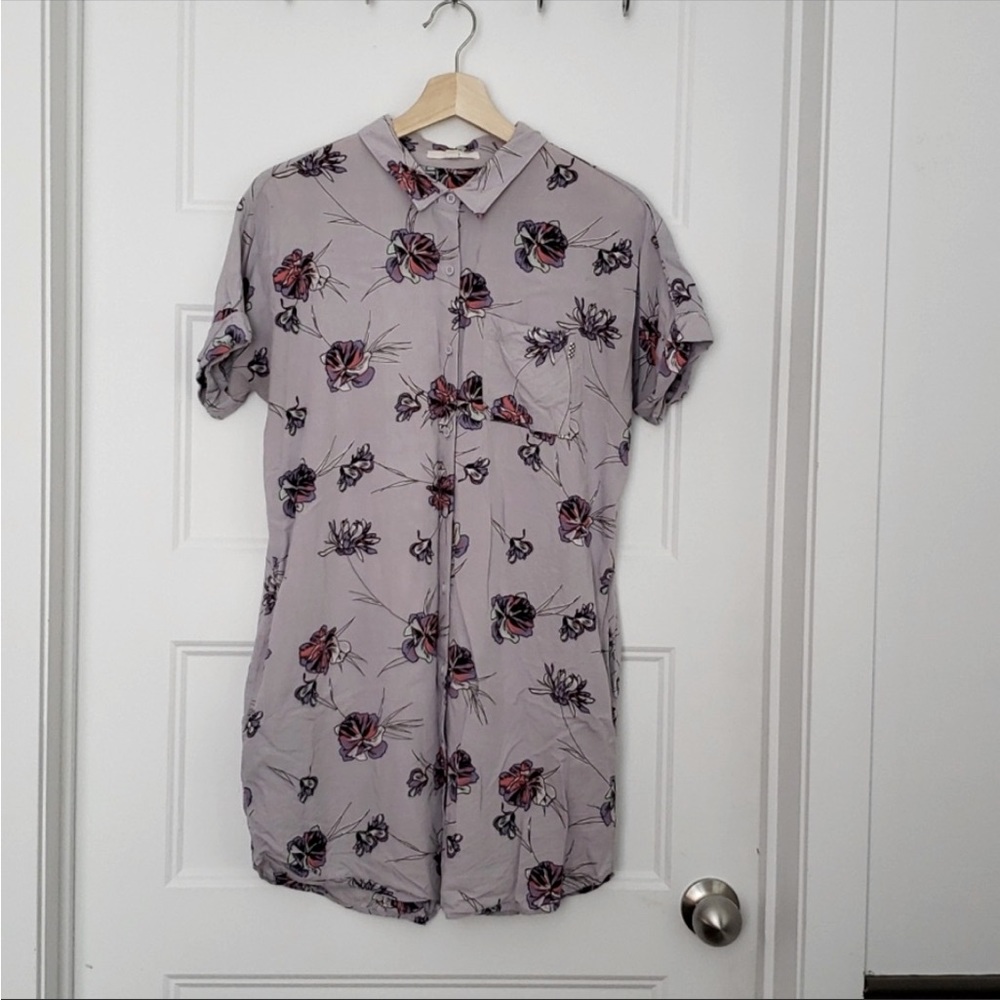 Purple floral cotton collard Vans summer dress with deep pockets- size Medium.